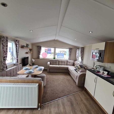 Happy Days Caravan Primrose Valley Filey Exterior photo